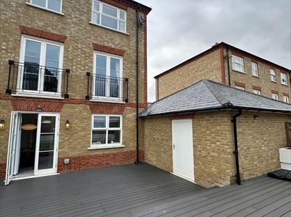 4 Bed Semi-Detached House, Sassoon Drive, EN4