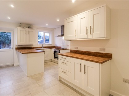 3 Bed Terraced House, Cherry Holt, NG24