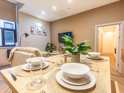 1 Bed Flat, East Parade, LS1