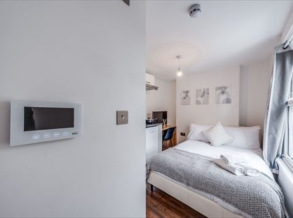 Studio Flat, Denmark Hill, SE5