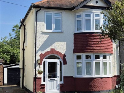 3 Bed Semi-Detached House, Sunnymede Avenue, KT19