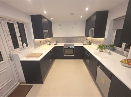 8 Bed Terraced House, Gorton Road, SK5