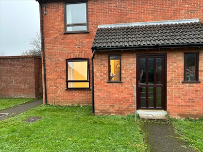 1 Bed Flat, Trinity Place, SG1