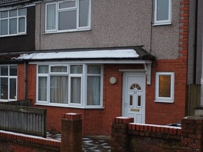 3 Bed Semi-Detached House, Moor Lane, CH8