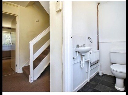 3 Bed Terraced House, Holyrood Walk, NN18