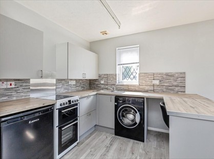 Studio Flat, Campion Close, BS22