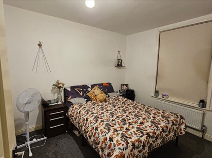 4 Bed Terraced House, Lever Street, BL3