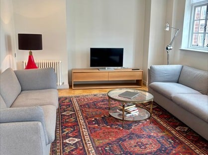 2 Bed Flat, Green Street, W1K