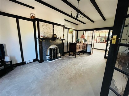 4 Bed Semi-Detached House, Brighton Road, CR8