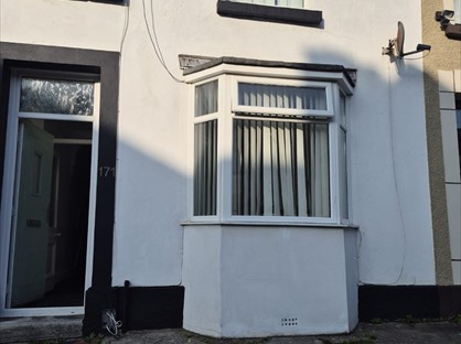4 Bed Terraced House, Port Tennant Road, SA1