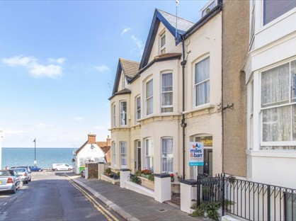 Room in a Shared House, East Street, CT6
