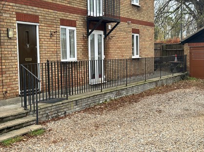 1 Bed Flat, Chase Court, IP24