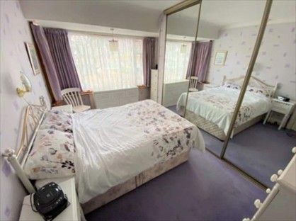 Room in a Shared House, Summit Road, UB5