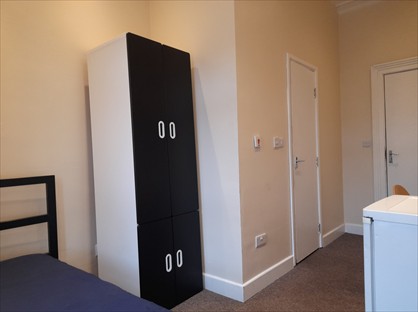 Room in a Shared House, Waterloo Road, ST6