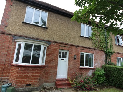 7 Bed Semi-Detached House, Lincoln Road, GU2