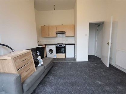 Studio Flat, Great Clowes Street, M7