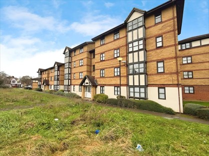 2 Bed Flat, Somerset Hall, N17