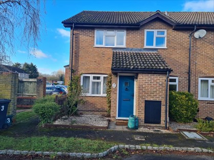 2 Bed End Terrace, Kingfisher Walk, GU12