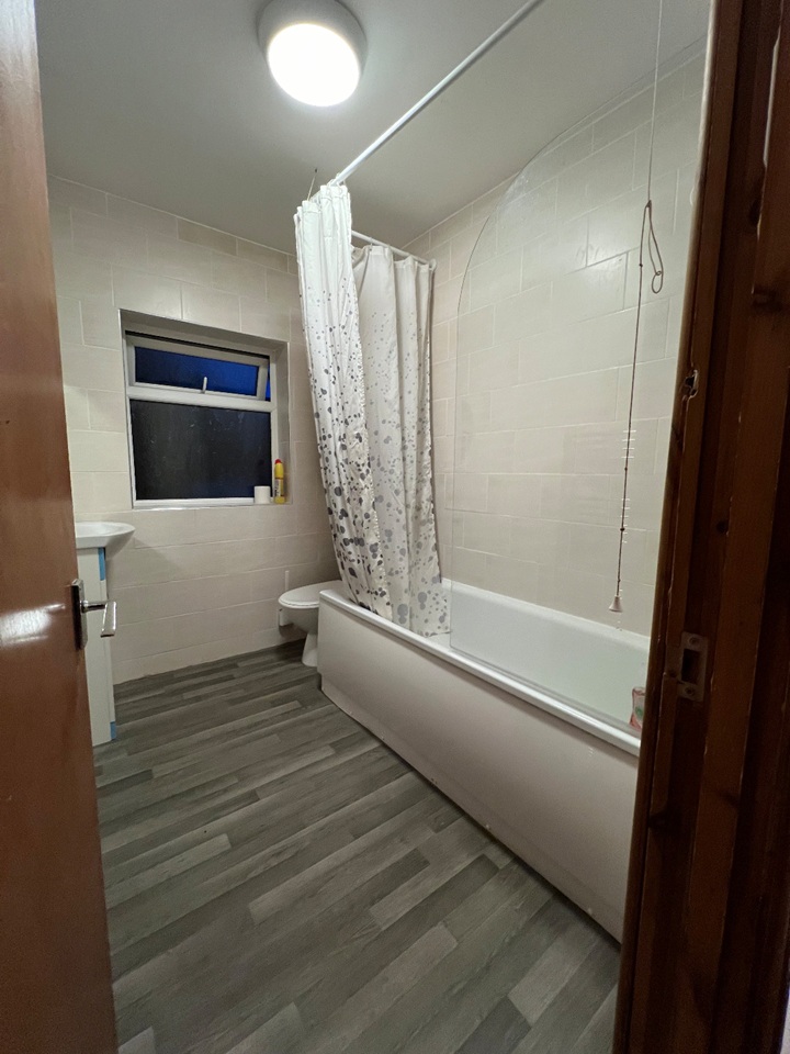 Additional image 11 of 3 Bed Detached House, Carrholm Mount, LS7, N1 7GU