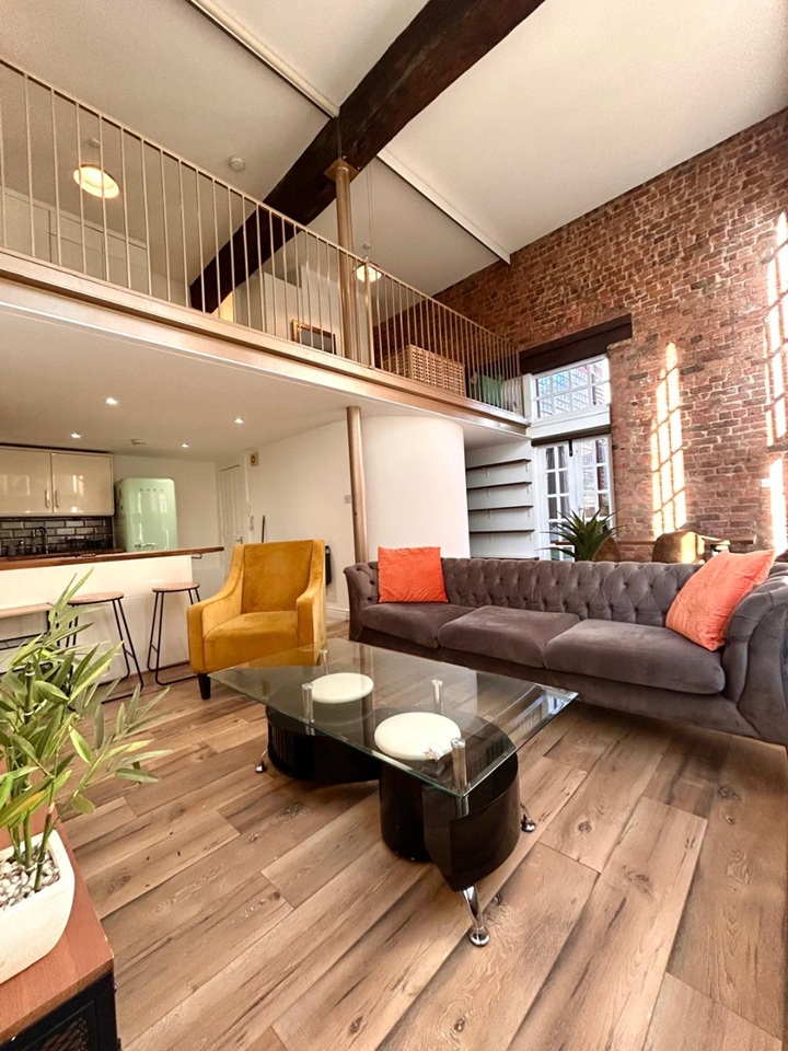 1 Bed Flat, Benson Street, L1