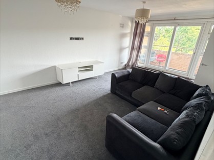 2 Bed Flat, Conniburrow, MK14