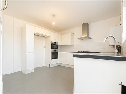 2 Bed Flat, Green Street, HP11