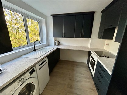 2 Bed Flat, Moorfield Court, B73