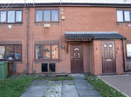 2 Bed Terraced House, Yeoman Close, SK7