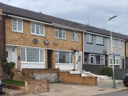 3 Bed Terraced House, Highfield Road, RM5