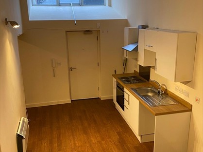 Studio Flat, New Central Building, NG10