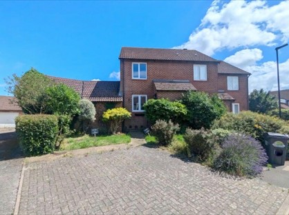 Room in a Shared House, Kendal Close, TW14