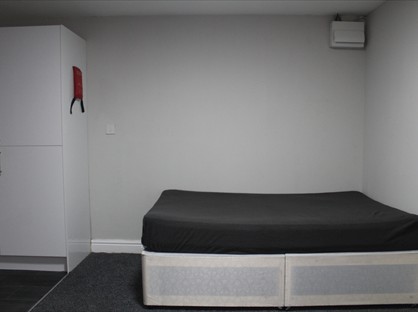 Studio Flat, Lower Cathedral Road, CF11