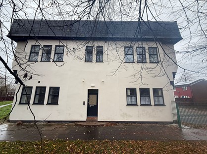 Studio Flat, Hillier Street North, M9