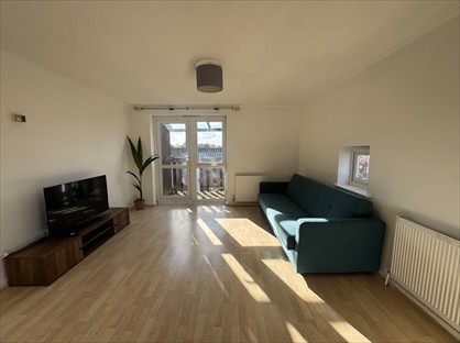 1 Bed Flat, London, UB4