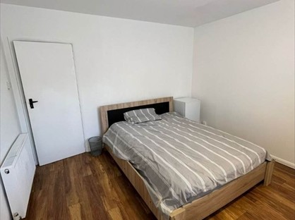 Room in a Shared House, Birch Close, GU21