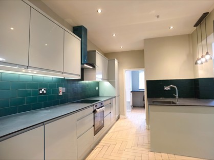 4 Bed End Terrace, Longhurst Road, SE13