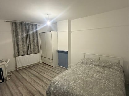 Room in a Shared Flat, Norwood Road, SE24