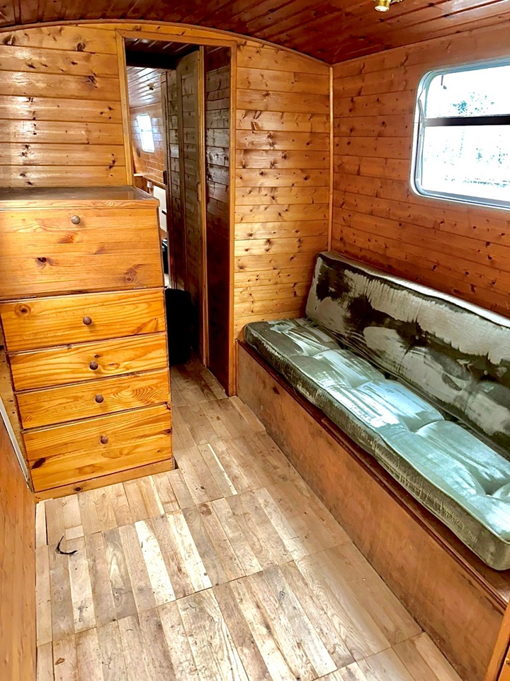 London - 1 Bed House Boat, Sewardstone Road, E2 - To Rent Now for £ ...