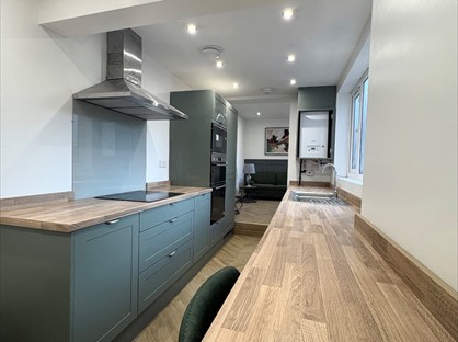 Room in a Shared House, Darlington Street, M29