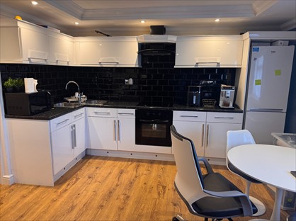 Studio Flat, Long Meadow, HP21