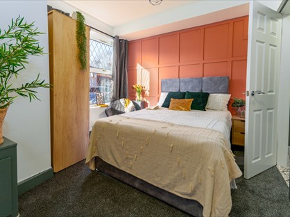 Room in a Shared House, Tootal Drive, M5