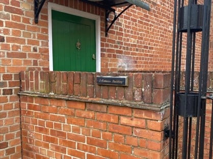 2 Bed End Terrace, Tobacco Buildings, SN10