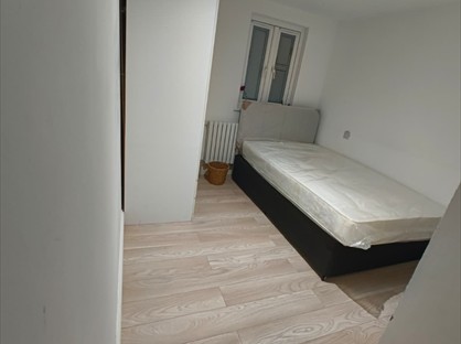 Room in a Shared House, Brookside Road, UB4