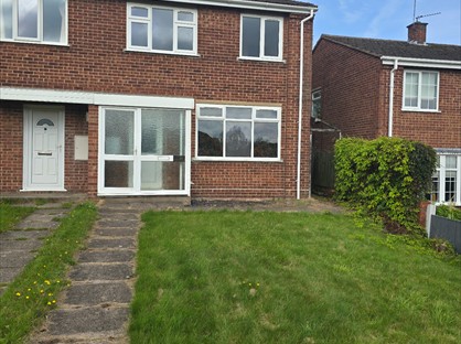 4 Bed Semi-Detached House, Matlock Drive, WS11