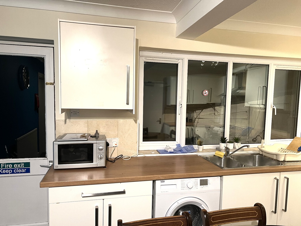 Additional image 4 of Room in a Shared House, Cricket Road, OX4, N1 7GU