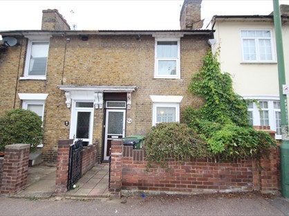 2 Bed Terraced House, Perryfield Street, ME14