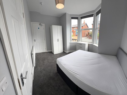 Room in a Shared House, Knowsley Road, L39