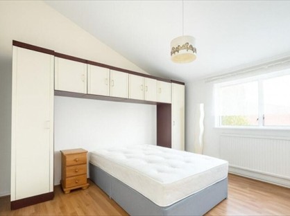 4 Bed Terraced House, Holland Walk, N19