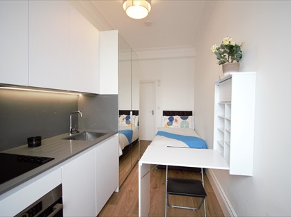 Studio Flat, Grenville Place, SW7