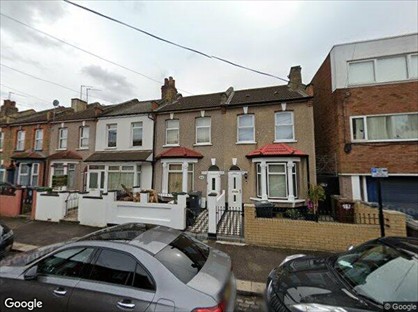 1 Bed Flat, Skeltons Lane, E10
